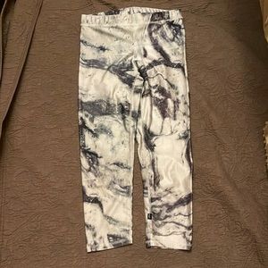 Fun galaxy cropped leggings